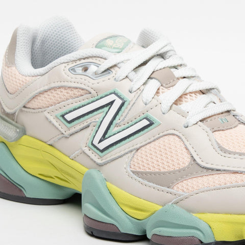 U9060GCB BEIGE/ROSA PESCA/VERDE SNEAKERS DONNA IN PELLE E TESSUTO