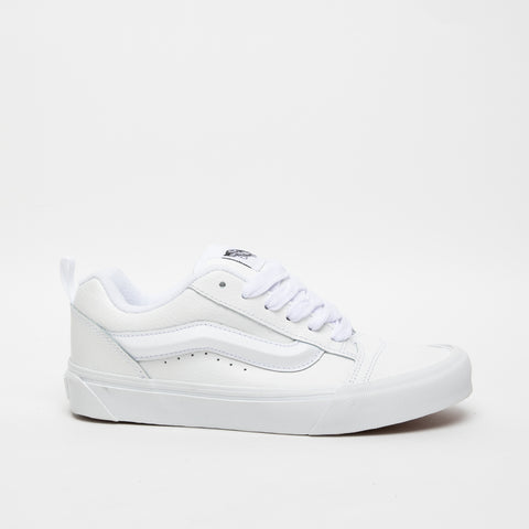 KNU SKOOL TRUE WHITE WOMEN'S LEATHER SNEAKERS