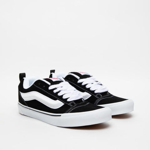 KNU SKOOL BLACK/TRUE WHITE SNEAKERS UNISEX IN PELLE