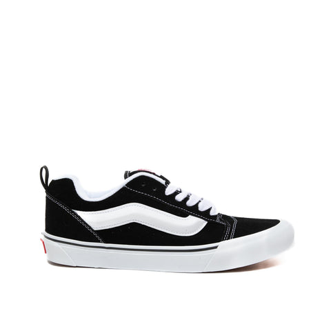 KNU SKOOL BLACK/TRUE WHITE SNEAKERS UNISEX IN PELLE