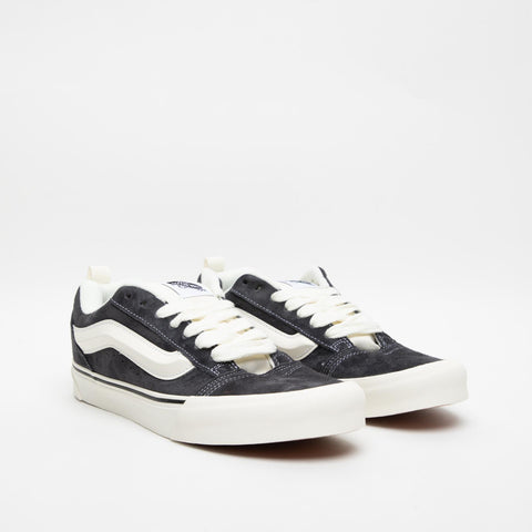 KNU SKOOL GREY SNEAKERS UNISEX IN PELLE